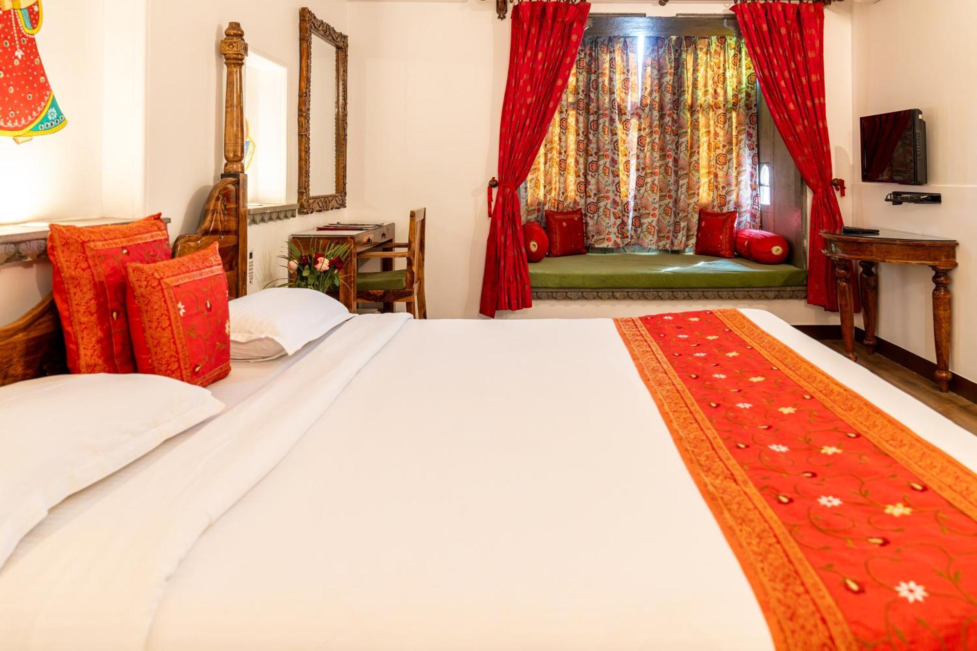 Udaigarh - Udaipur Hotel Eksteriør billede