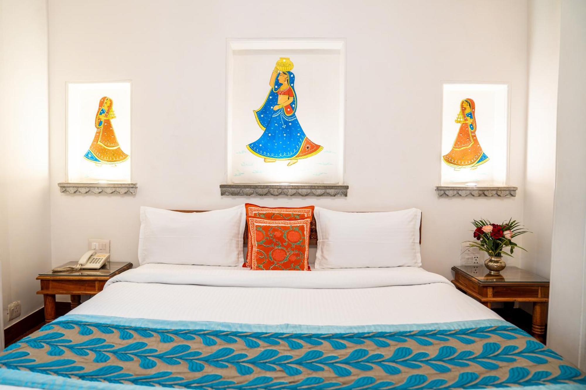 Udaigarh - Udaipur Hotel Eksteriør billede
